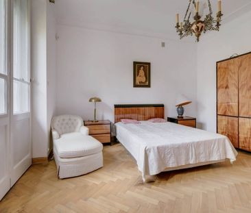 Reprezentacyjny apartament w zabytkowej kamienicy - Фото 5