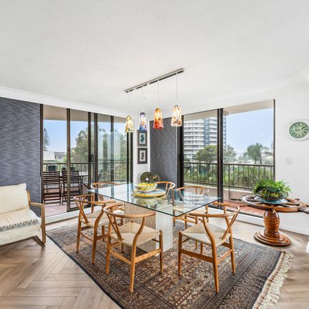 BROADWATER, MARINA AND MOUNTAIN VIEWS. WHAT MORE COULD YOU ASK FOR! - Photo 5