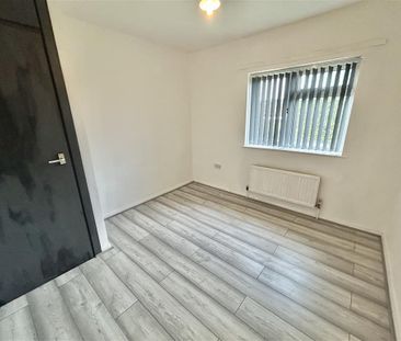 Denewood Crescent, Nottingham - Photo 4