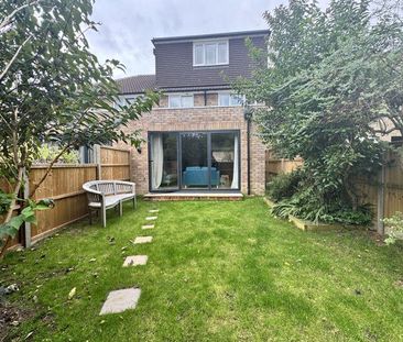 3 bedroom terraced house to rent - Photo 6