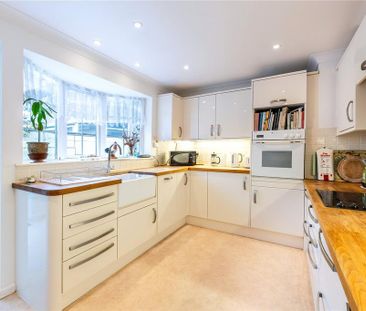 3 bedroom detached house to rent - Photo 5