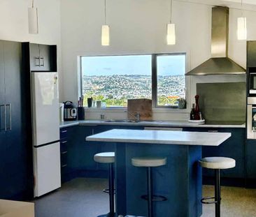 Elevated Waverley Home with Space and Convenience - Photo 1