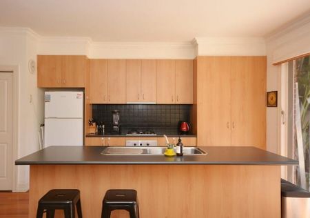 28 Elizabeth Street, Elsternwick - Photo 4