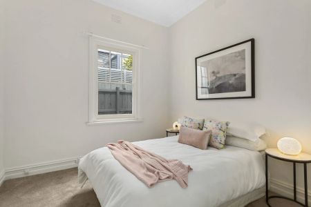 A double-fronted charmer - Photo 5