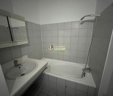 Location Appartement 1 pièce 21m² - Photo 3