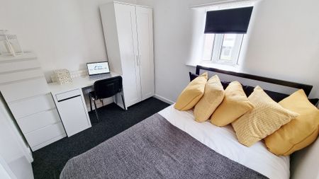 4 Bed Detached House, Greenfield Street, NG7 - Photo 5