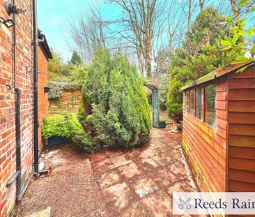 3 bedroom semi-detached house to rent - Photo 6