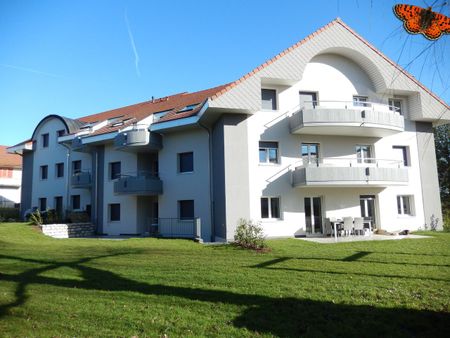 SPACIEUX 2 ½ PIÈCES de 54 m2 au cœur du village ! - Foto 2