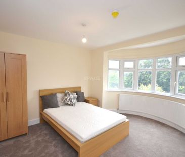 Church Road, Reading, Berkshire, RG6 1HW - Room 4 - Photo 6