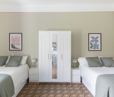 Carrer de Bailèn, Barcelona, Catalonia 08010 - Photo 5