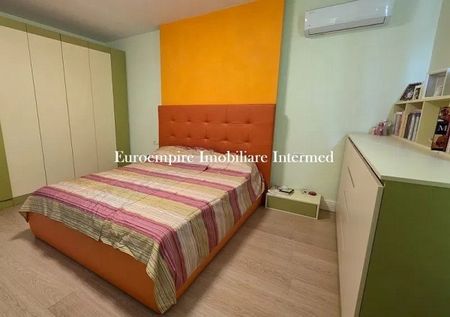 Casa de inchiriat in Constanta, Viile Noi - 250 mp - Fotografie 3