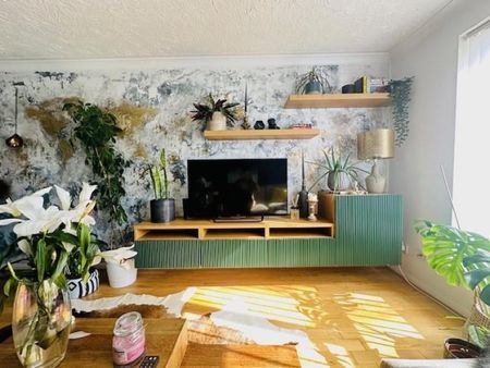 2 bedroom Flat To Let - Photo 5