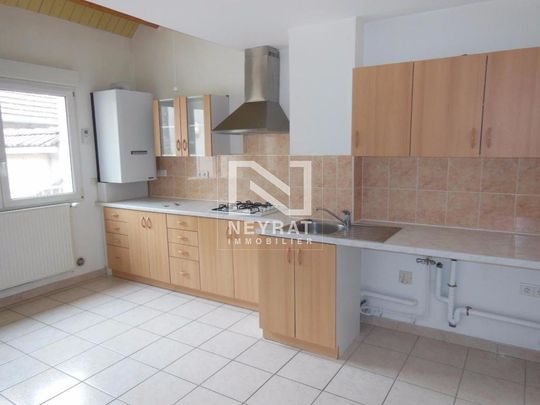 Location Appartement 4 pièces 74m² AUXONNE 21130 - Photo 1
