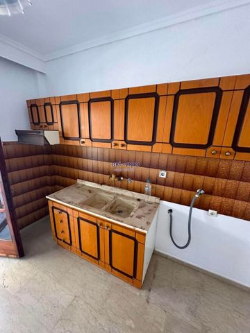 Studio/Γκαρσονιέρα για ενοικίαση Κουλέ Καφέ (Άνω Πόλη) - Photo 4