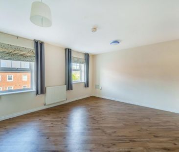 4 bedroom terraced house to rent - Photo 1
