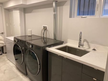 For Lease - 28 Sharpe Street, Toronto, Ontario - Photo 5