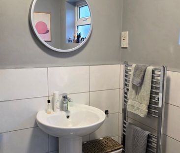 Flat 1, 22 Eglantine Avenue, Off Malone Road, Belfast, BT9 6DX - Photo 6