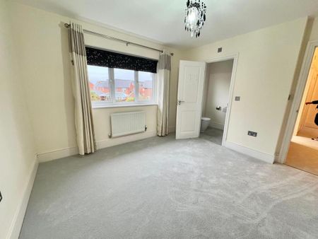 4 bedroom detached house to rent - Photo 5
