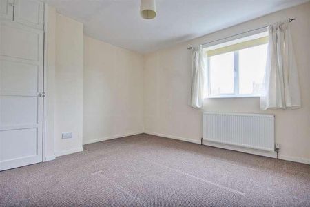 Trinity Close, Leven, Beverley, HU17 - Photo 3