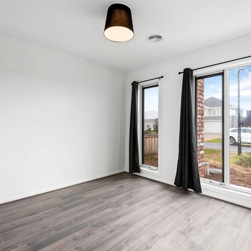 Coastal Family Home - Photo 1