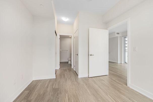 For Lease - 4130 Parkside Village Drive Unit# 2006, Mississauga, Ontario - Photo 1