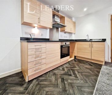 2 bedroom flat to rent - Photo 4