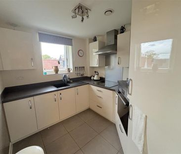 2 bedroom apartment to rent - Photo 5