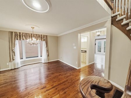 For Lease - 2099 Blacksmith Lane Unit# Upper, Oakville, Ontario - Photo 3