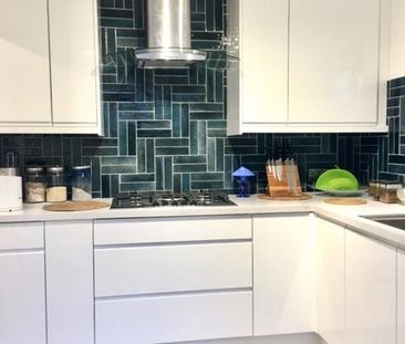 Room in a Shared House, Old Kenton Lane, NW9 - Photo 4