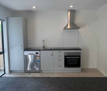 3 bedroom, 2 bathroom townhouse for rent!! - Photo 2