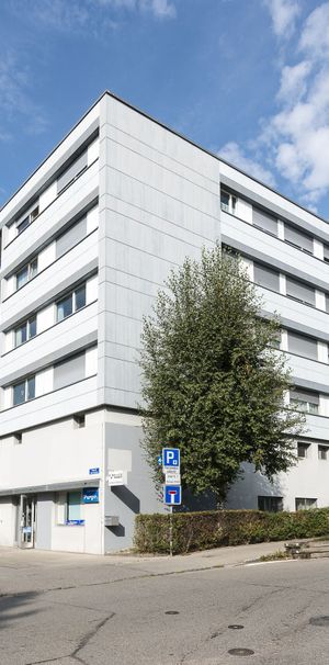 Proche des commerces et dans un quartier verdoyant - Photo 1