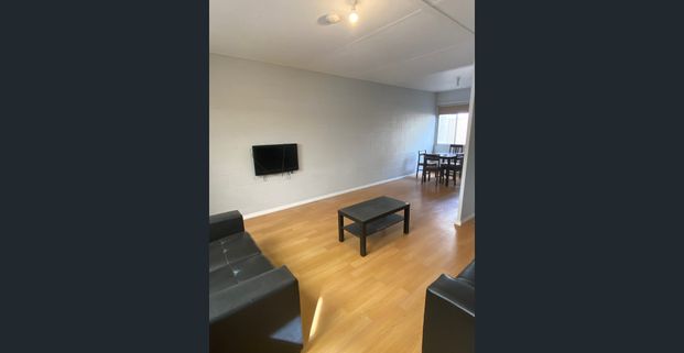 Furnished Town House - Photo 1