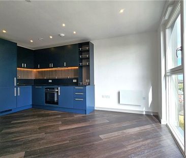 Eden Grove, Staines-upon-Thames, Surrey, TW18 4ZW - Photo 6