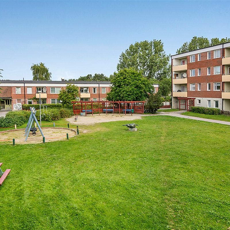 Eddavägen 7 A - Foto 1