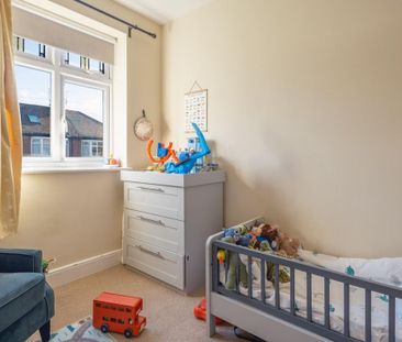 3 bedroom semi-detached house to rent - Photo 5