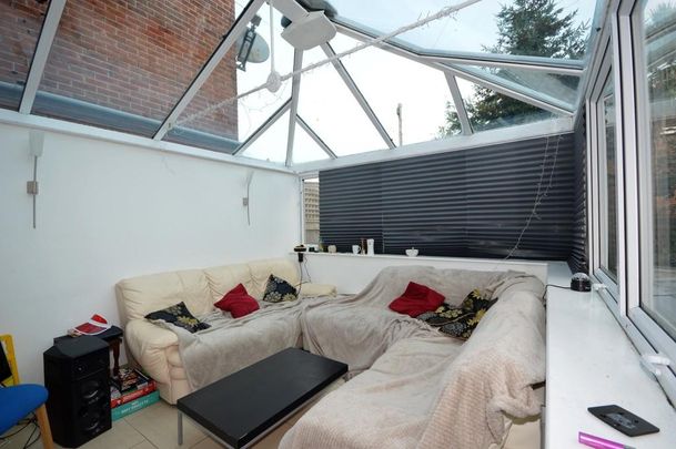 5 bedroom detached house to rent - Photo 1