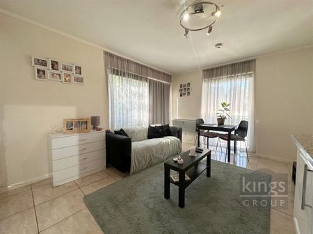 1 Bedroom Apartment To Let - Photo 4