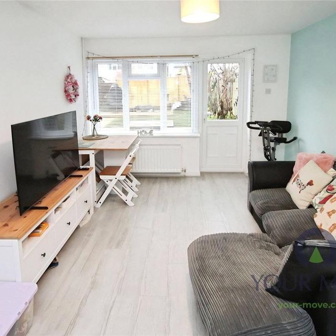 2 bedroom end of terrace house to rent - Photo 1