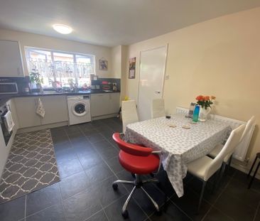 2 bedroom house to rent - Photo 3