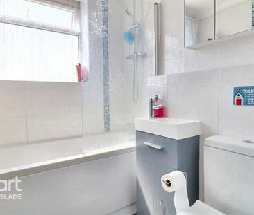 2 bedroom terraced house to rent - Photo 6