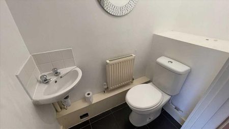 2 bedroom townhouse to rent - Photo 5