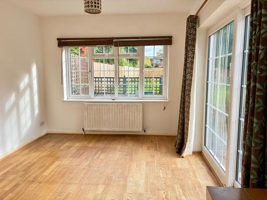 4 bedroom detached house to rent - Photo 1