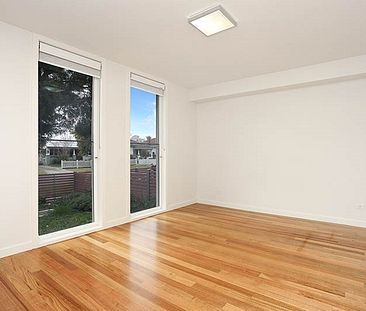 106 Kellett Street, Northcote VIC 3070 - Photo 1