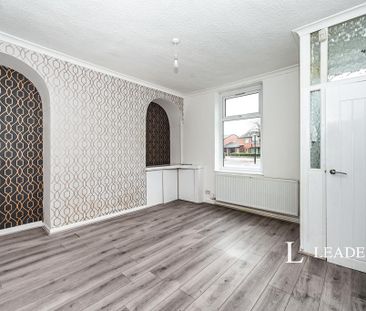 2 bedroom terraced house to rent - Photo 4