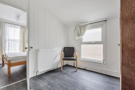 Grove Vale, London SE22 - Photo 4