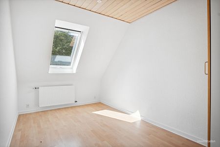 4-værelses Rækkehus på 96 m² i Skødstrup - Photo 3