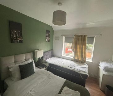 3 bedroom house to rent - Photo 3