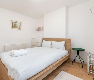 Little Bushey Lane - Photo 6