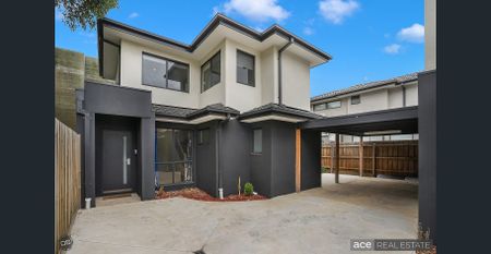 Location at its best!!!!! - Photo 5