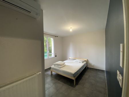 Location Appartement 3 pièces 56m² TOULON 83200 - Photo 5